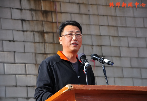 学校2015年田径运动会暨教职工运动会圆满落幕